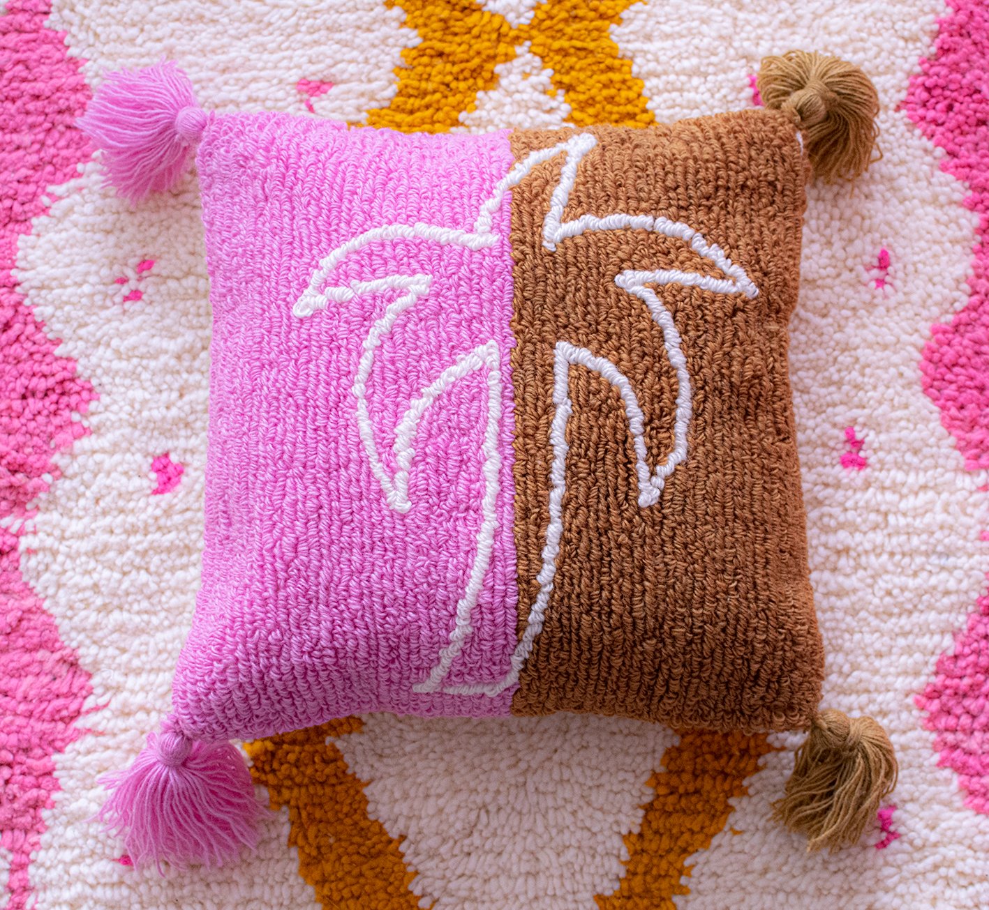 Malibu Purple Sand - Punch Needle Cushion Cover - TripingLH